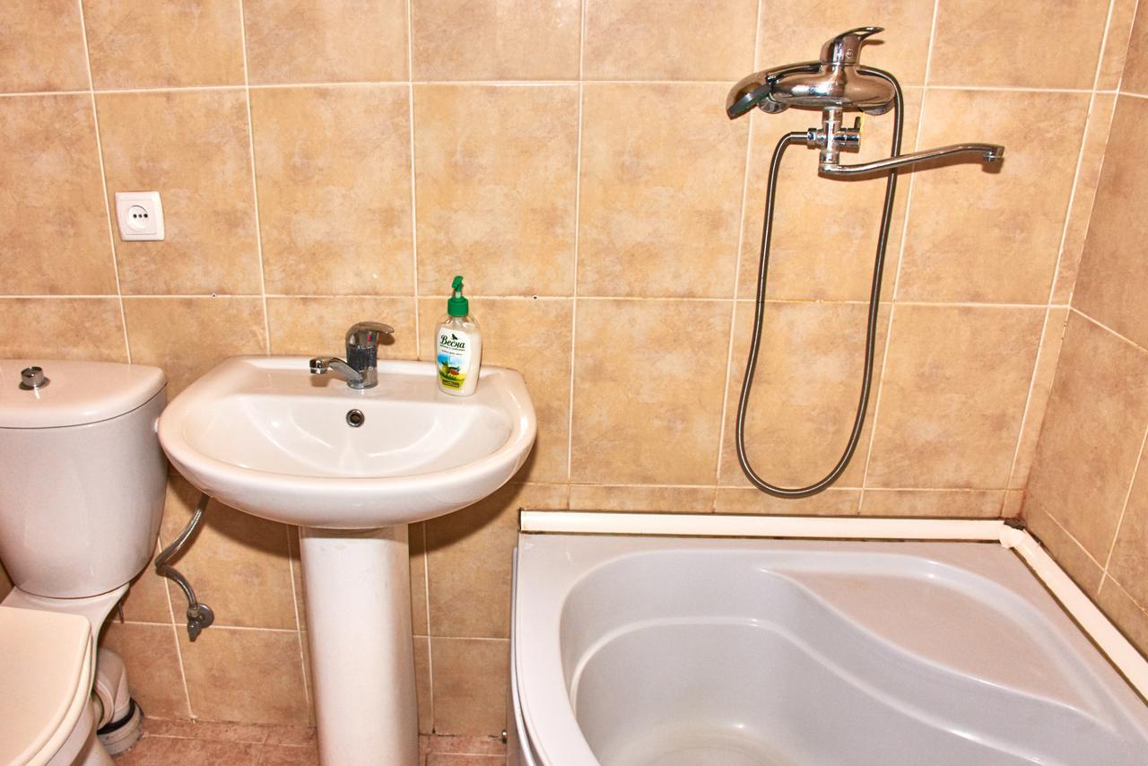 Hotel Georgia Gori Buitenkant foto